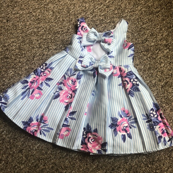 Cynthia Rowley Dress with Purse - Picture 4 of 10